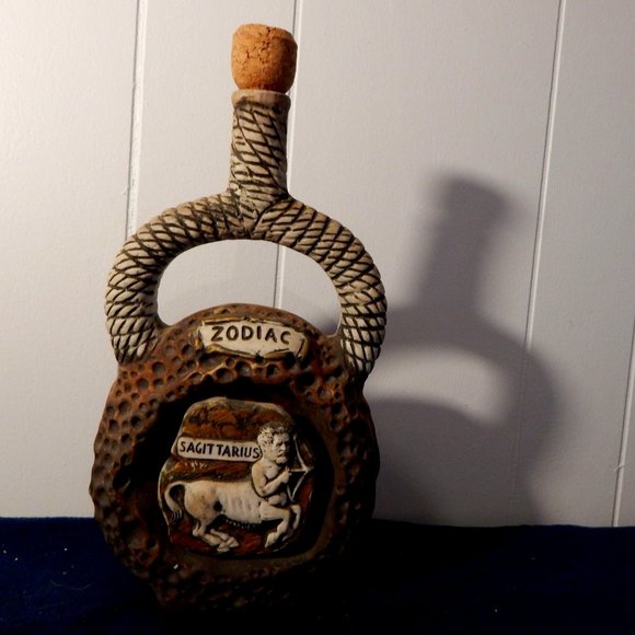 Vintage Vento Wine Collectible Bottle - 1960's  -- ITEM #38 - Picture 1 of 3